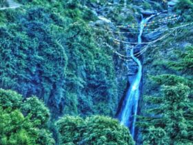 Bhagsunag Waterfalls – Timings, Entry Fees, Nearby Attractions