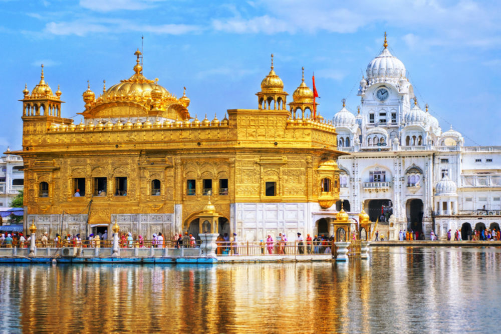 Golden Temple Timings, Entry Fee, History, Nearby Attractions