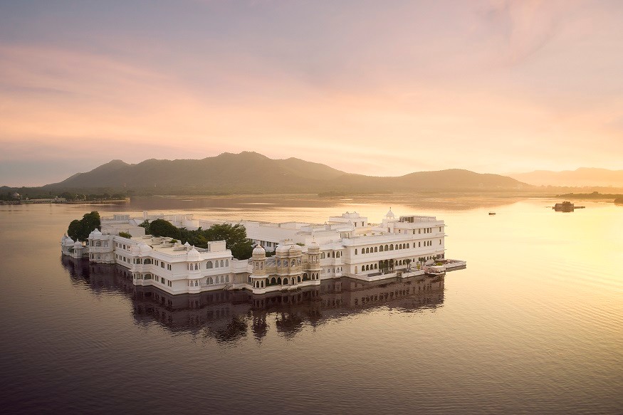 Lake Pichola, Udaipur – Entry Fees, Timings, History and more