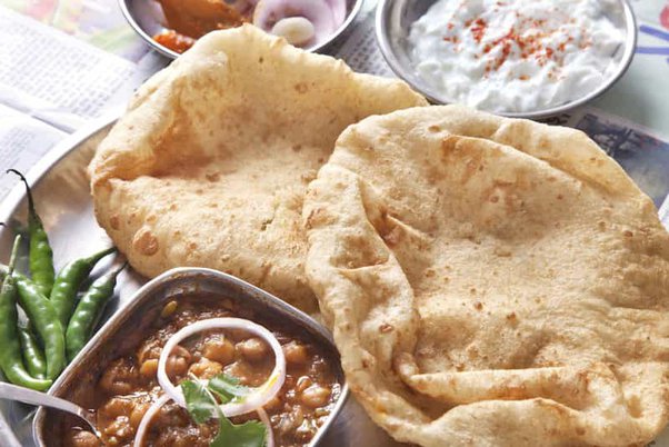 8 Famous Vegetarian Food And Desserts in Amritsar