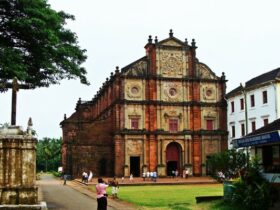 Bom Jesus Basilica Goa - Timings, Entry Ticket, Best Season, Attractions & More