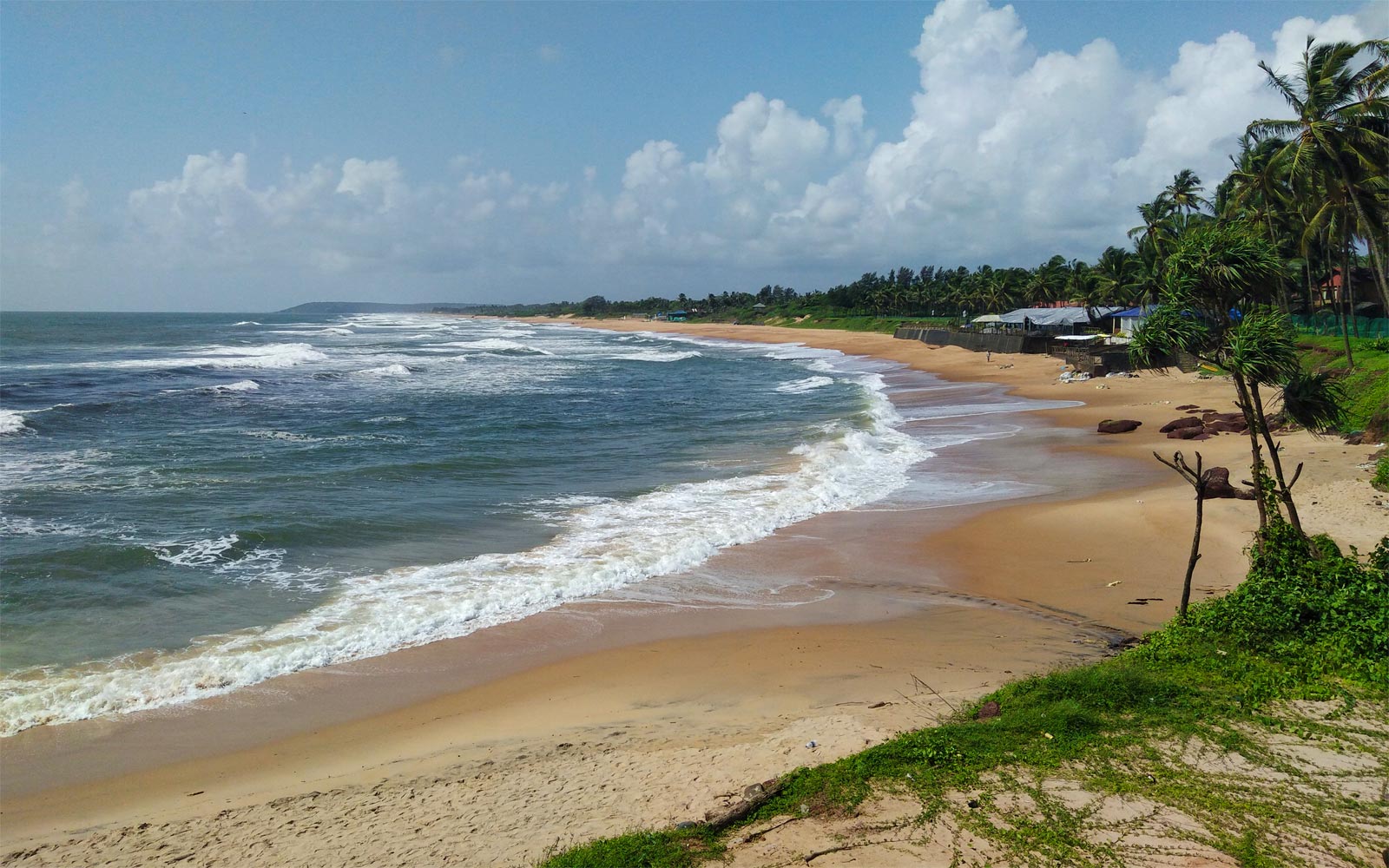 Sinquerim Beach Goa - Timings, Entry Ticket, Best Season, Attractions & More